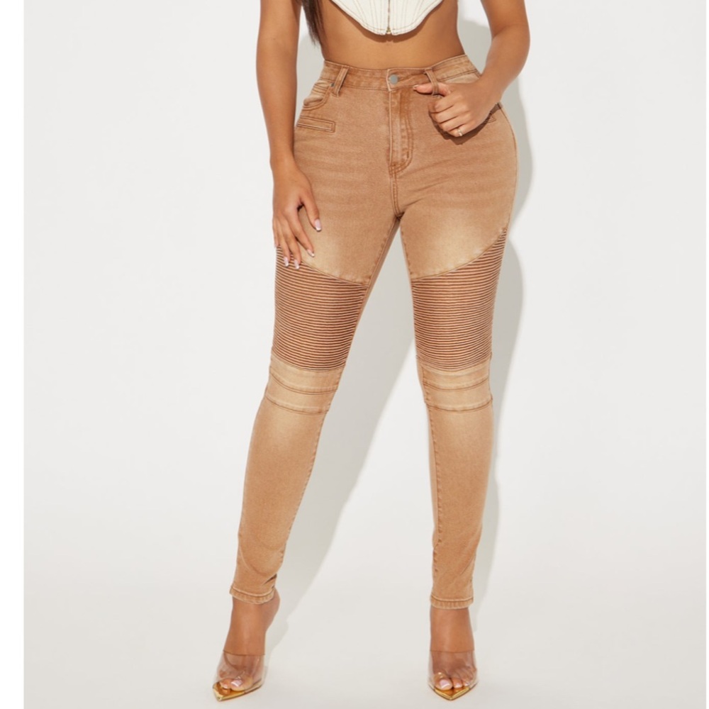 Fashion Nova Jeans Beige Size 1